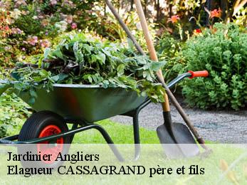 Jardinier  angliers-17540 Elagueur CASSAGRAND père et fils